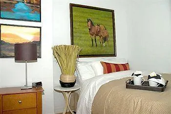 Hotel Canada Suites Yorkville Toronto